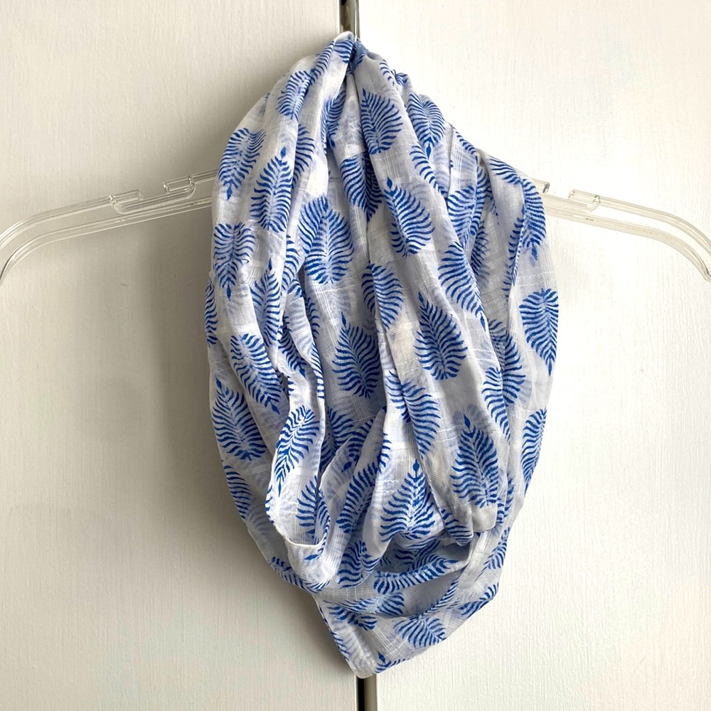 Nature inspired infinity scarf